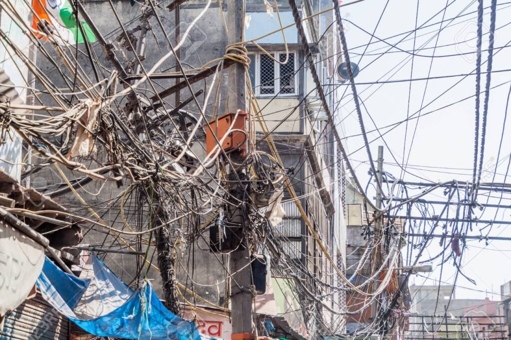 Chaotic mess of electric cables in the center of Delhi, India